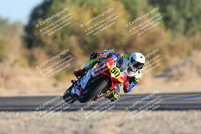 media/Dec-07-2024-CVMA (Sat) [[21c5f1ef85]]/Race 11-Amateur Supersport Open/